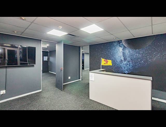 242M² OFFICE TO LET IN FERNDALE